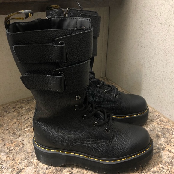 Dr. Martens Shoes - Doc Martens